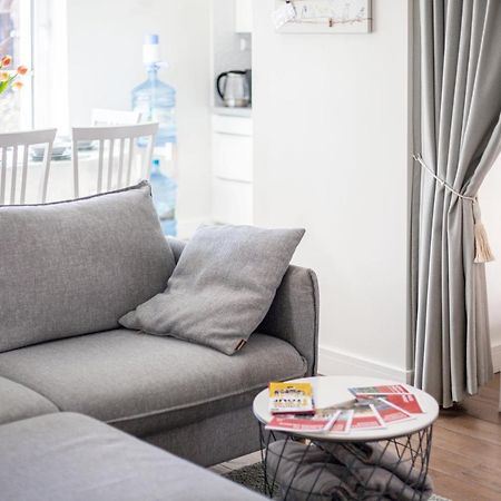 3 Bedroom Apartment 24H Self Check In, Free Parking, Ac, Fireplace 빌뉴스 외부 사진