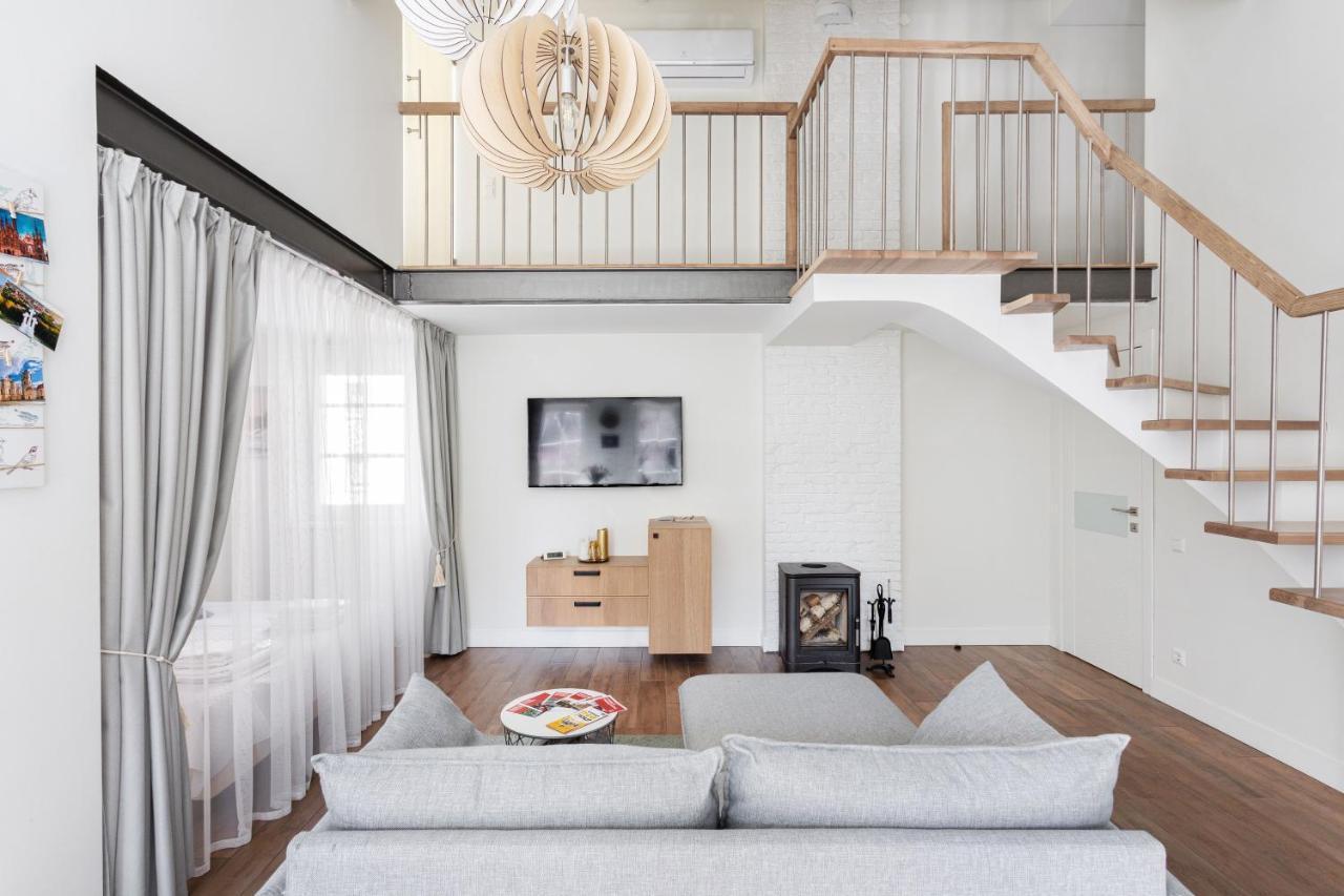 3 Bedroom Apartment 24H Self Check In, Free Parking, Ac, Fireplace 빌뉴스 외부 사진